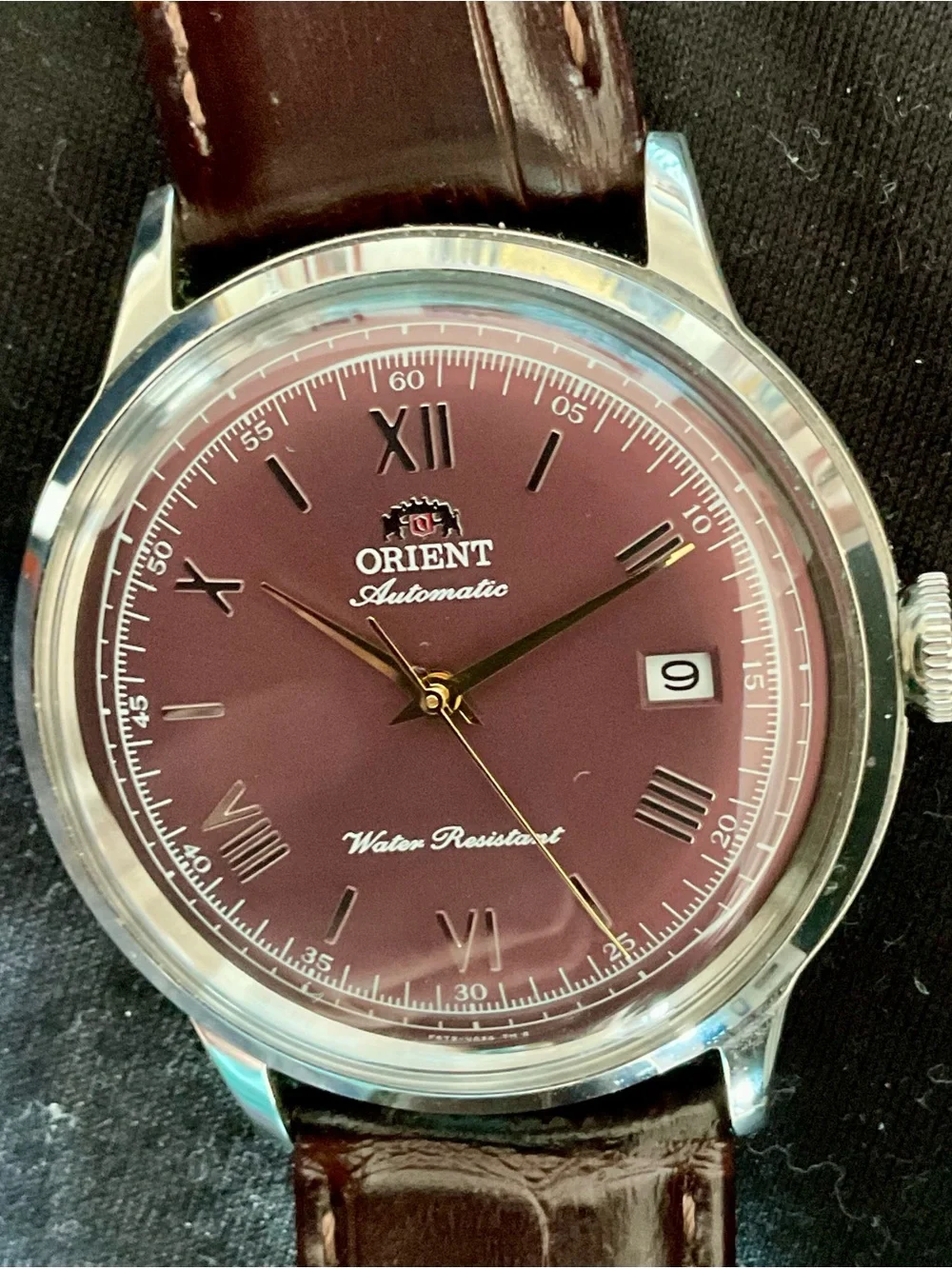 Orient Men's Automatic Red Dial Bambino Version 2 Mint Box/Manual